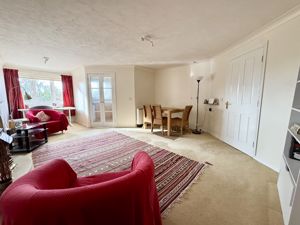 Lounge- click for photo gallery